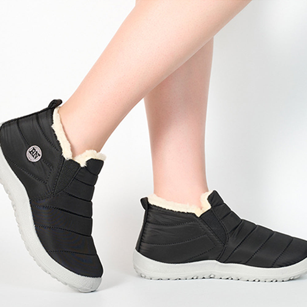 Women Water Resistant Warm Slip-On Shoes with Non-Slip Sole-Black