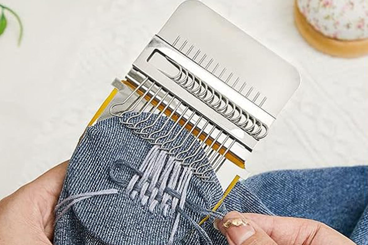 Mini DIY Darning Weaving Loom Kit for Clothes Repair