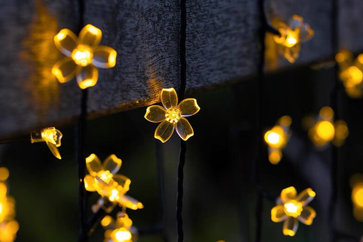 Outdoor Solar String Flower Lights Fairy Lights for Garden and Christmas Decoration