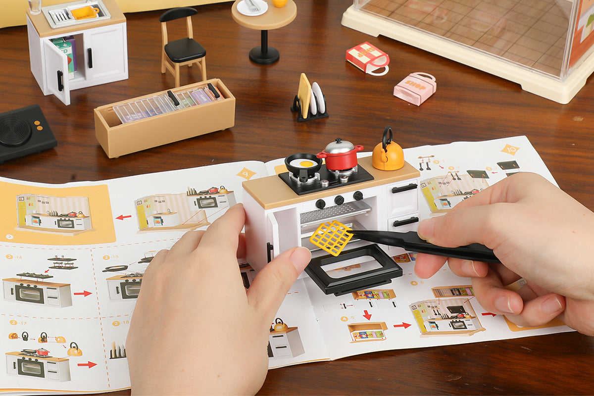 DIY Miniature Dollhouse Kit 3D Puzzle Dollhouse Toy with Dust Cover and Light