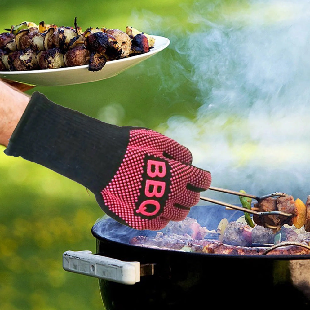 Pair of Heat-Resistant Grilling Silicone Gloves