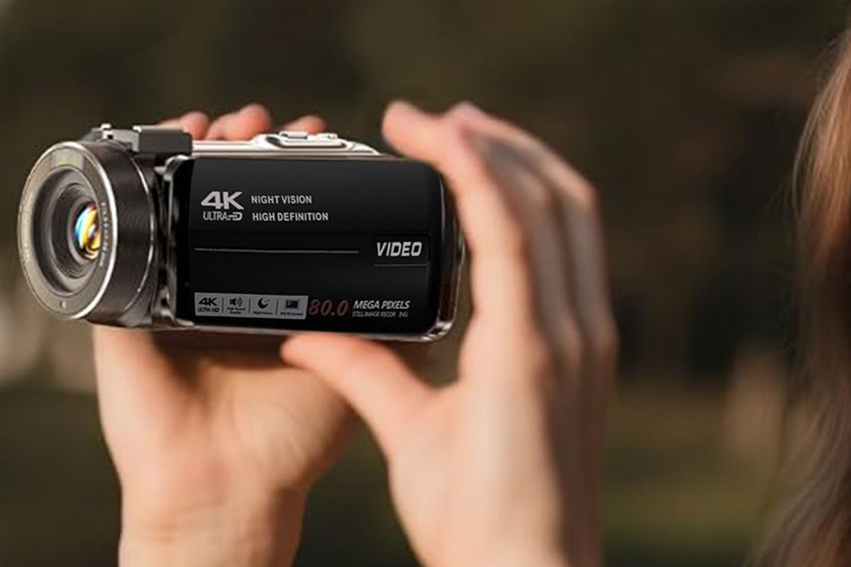 4K Video Camera Camcorder With 18x Digital Zoom And 32GB Card