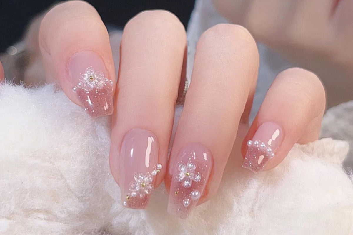 22-Piece Reusable Press-On Nail Set with Floral Design for Easy Manicure