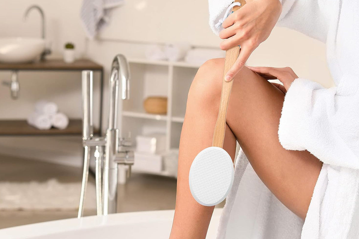 Back and Foot Lotion Applicator with 4 Replacement Pads Sunscreen Applicator Tool