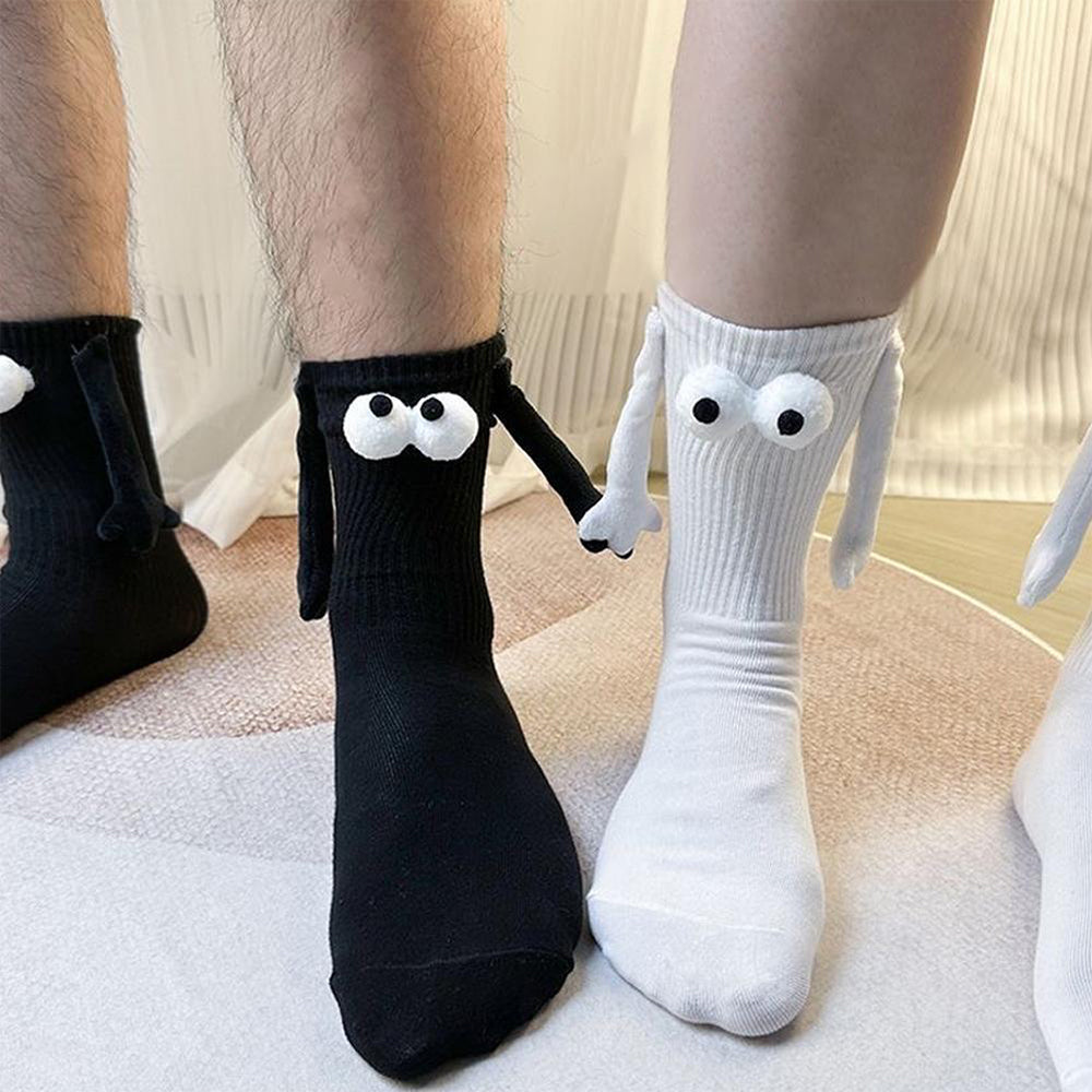 2Pairs Funny Suction 3D Doll Couple Holding Hands Socks for Women Men-Black and White
