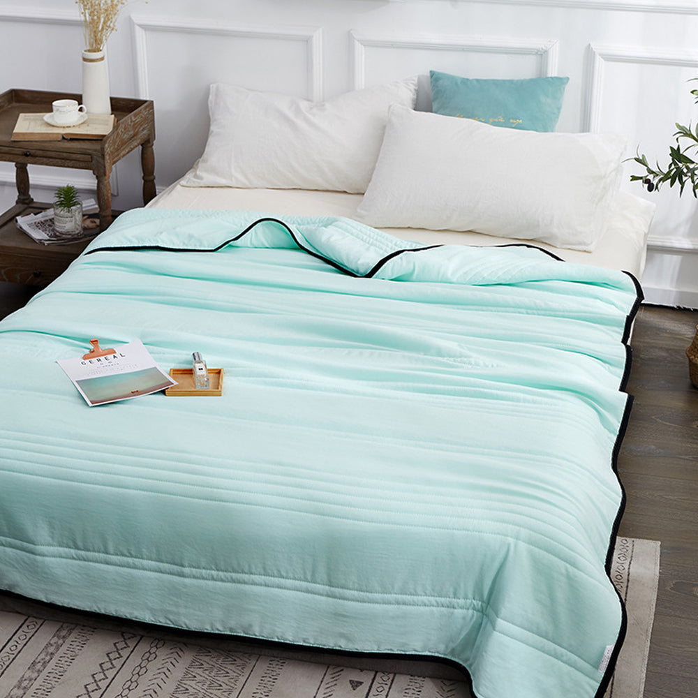 100% Polyester Summer Cooling Quilt Air Condition Thin Quilt