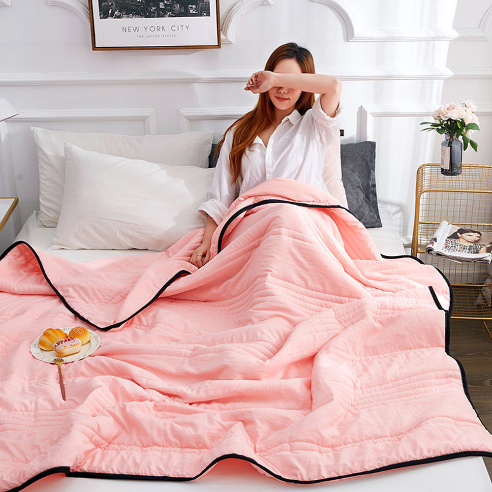 100% Polyester Summer Cooling Quilt Air Condition Thin Quilt