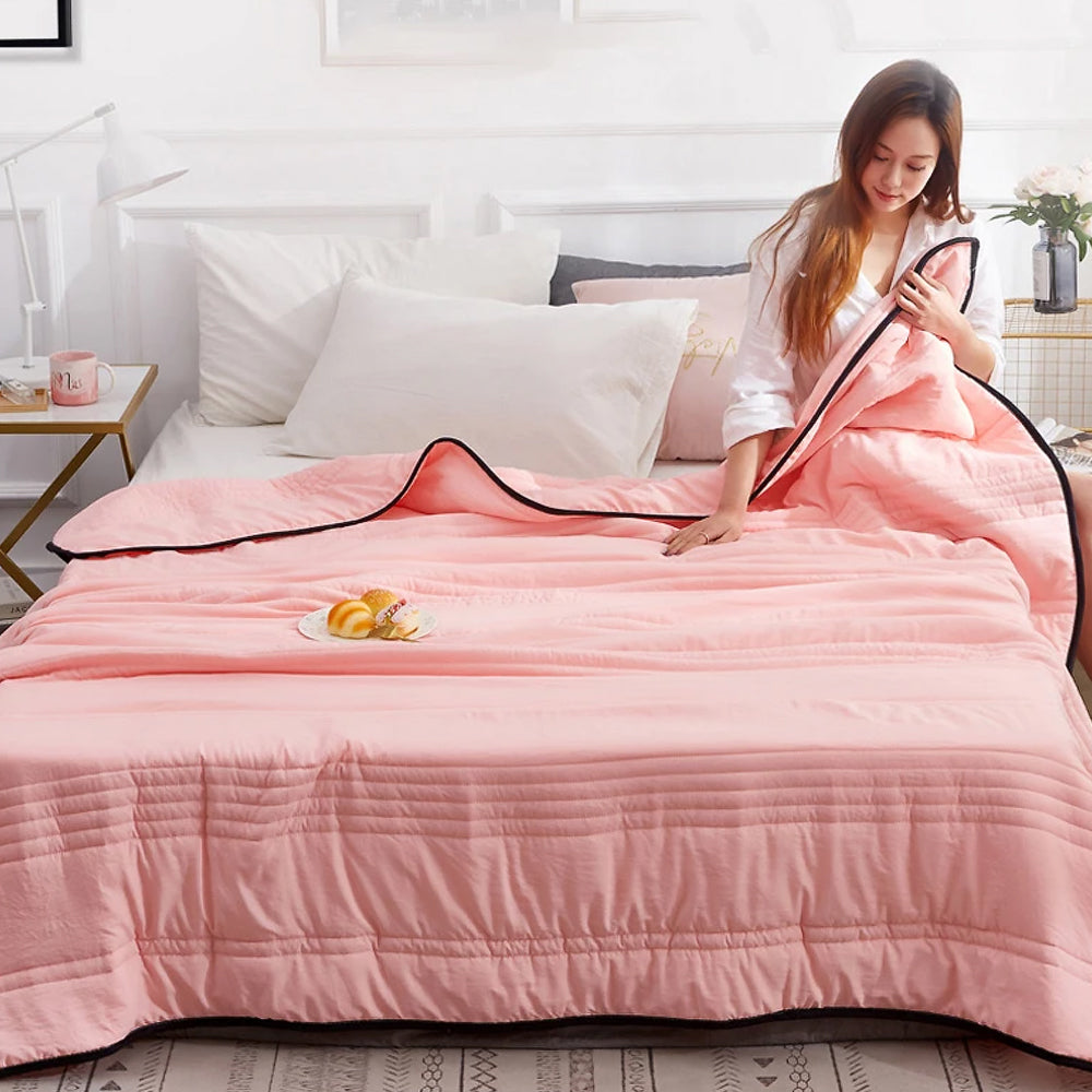 100% Polyester Summer Cooling Quilt Air Condition Thin Quilt