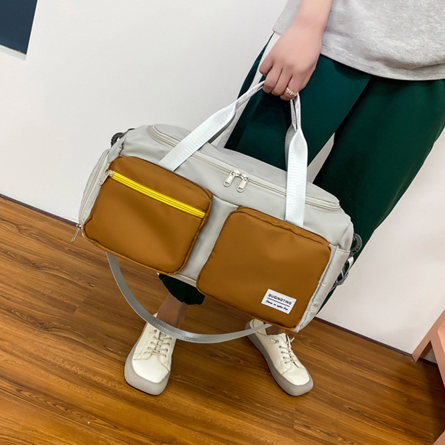 Sports Fitness Gym Bag with Shoes Compartment Duffle Bags