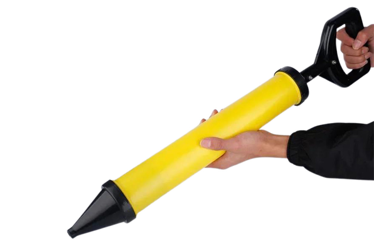Grout Mortar Gun Syringe Pointing Grouting Tool with 4 Nozzles for Paving and Sealing