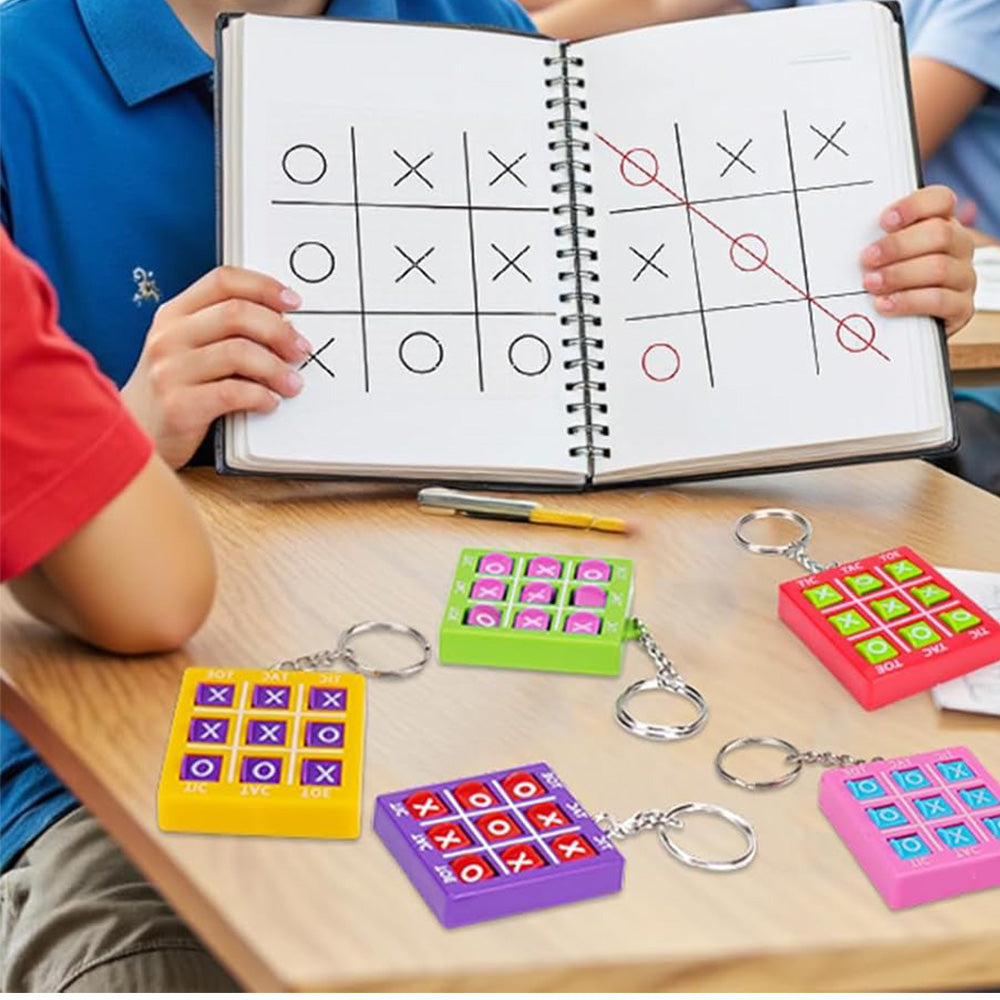 10-Pack Portable Tic Tac Toe Game Colorful Keychain Set