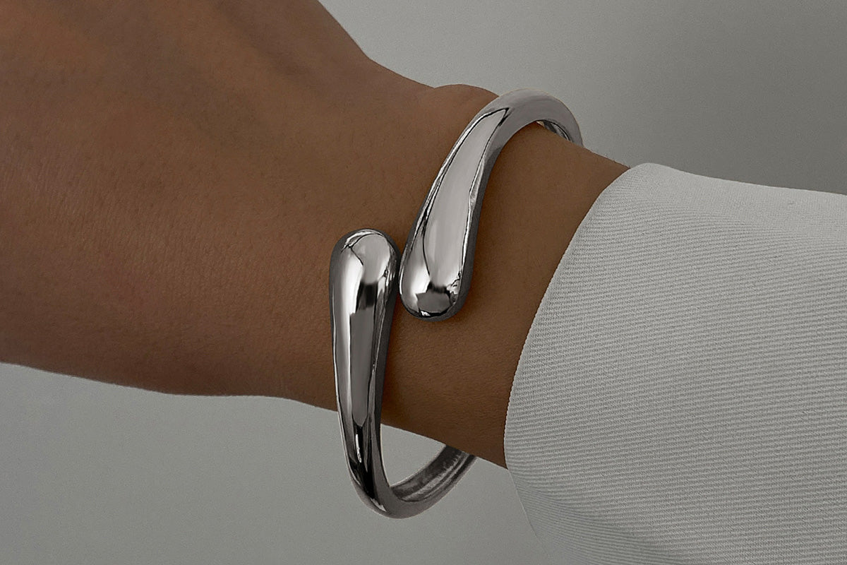 3Pcs Women Chunky Gold Bangle Bracelets Wide Wrist Cuff Stackable Fashion Jewelry Gift