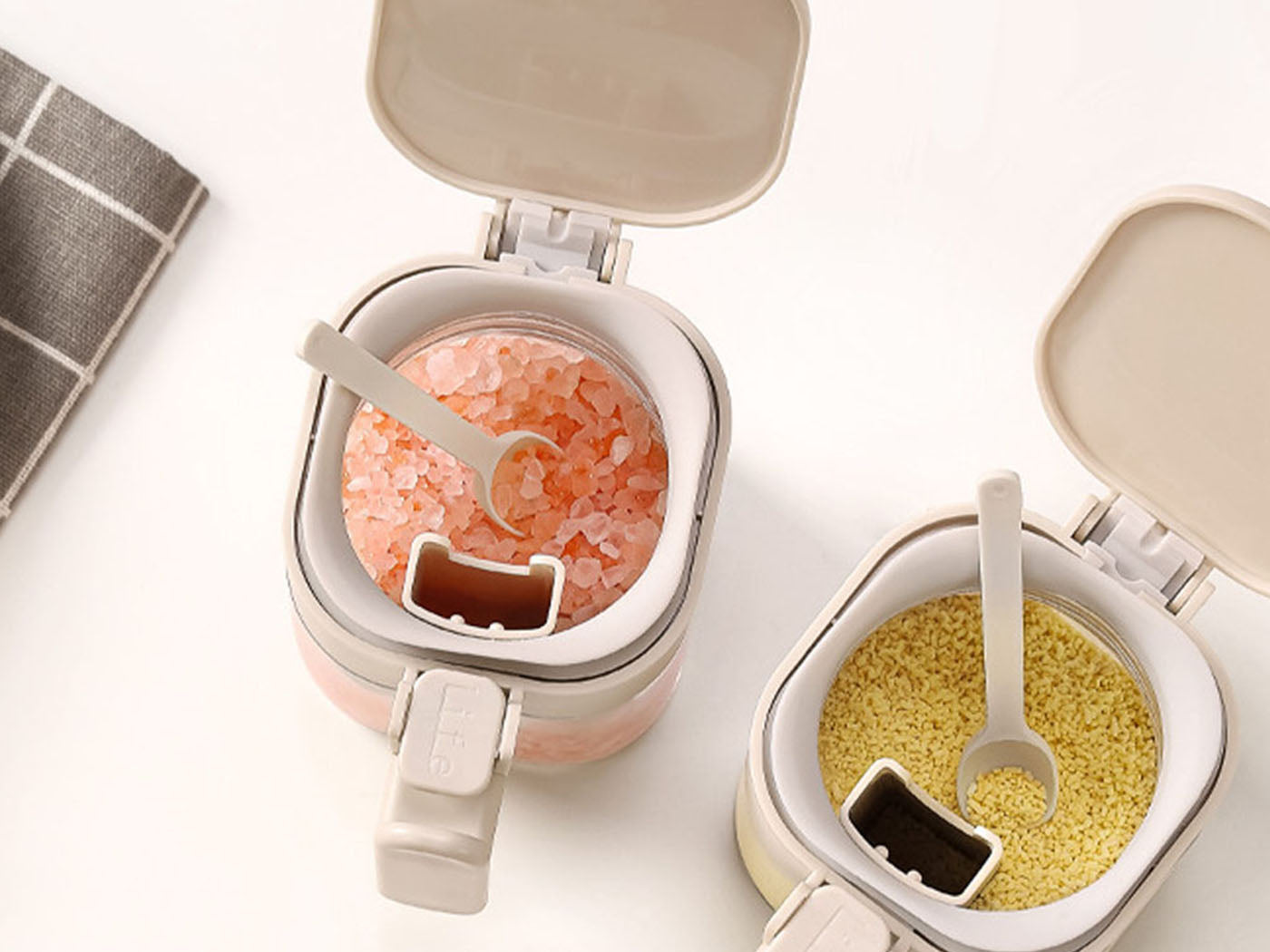Glass Salt Container with Lid Spoon Condiment Jar Spice Container Seasoning Box