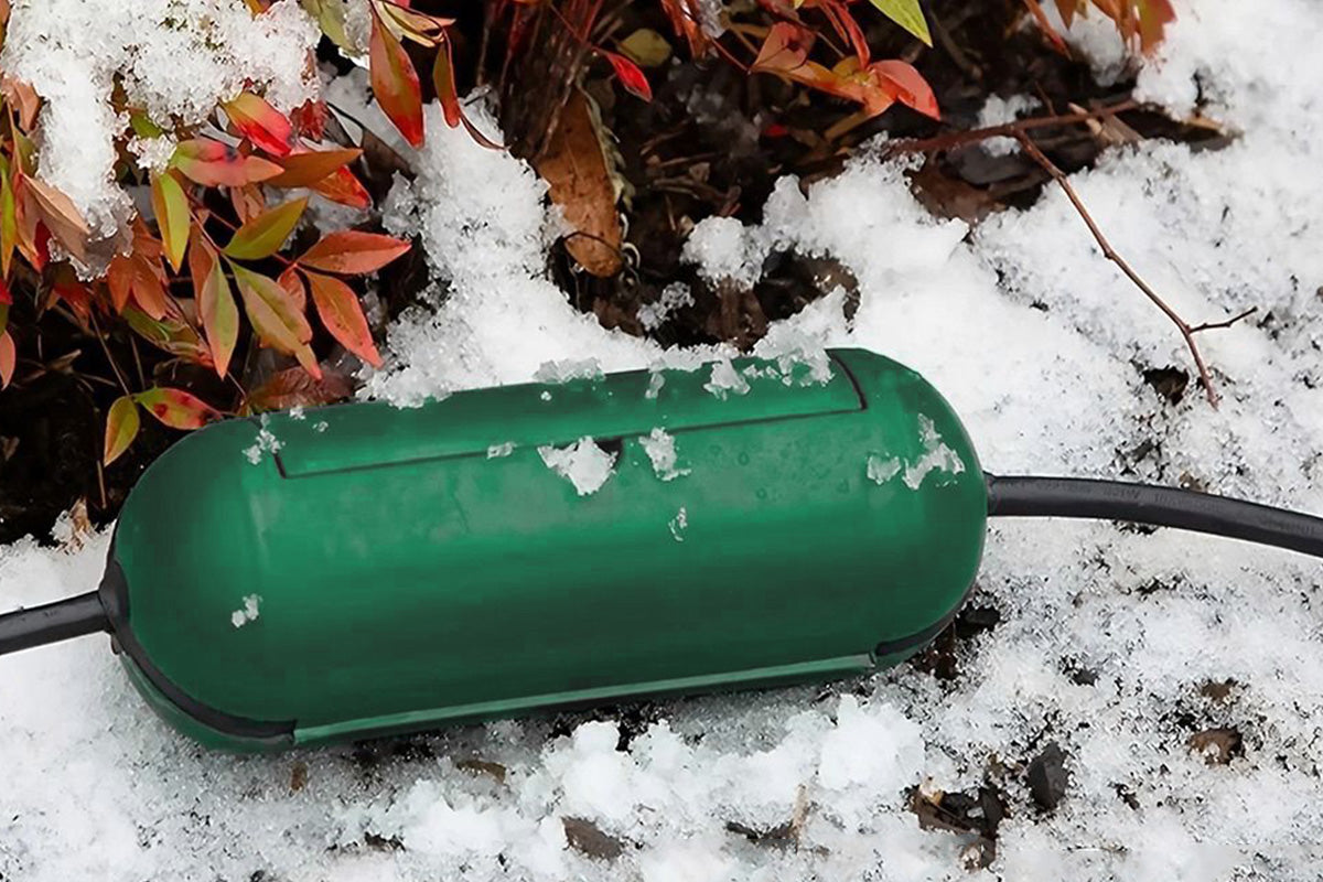 Outdoor Extension Cord Plug Protector Cover With Latches Cable Management Cover