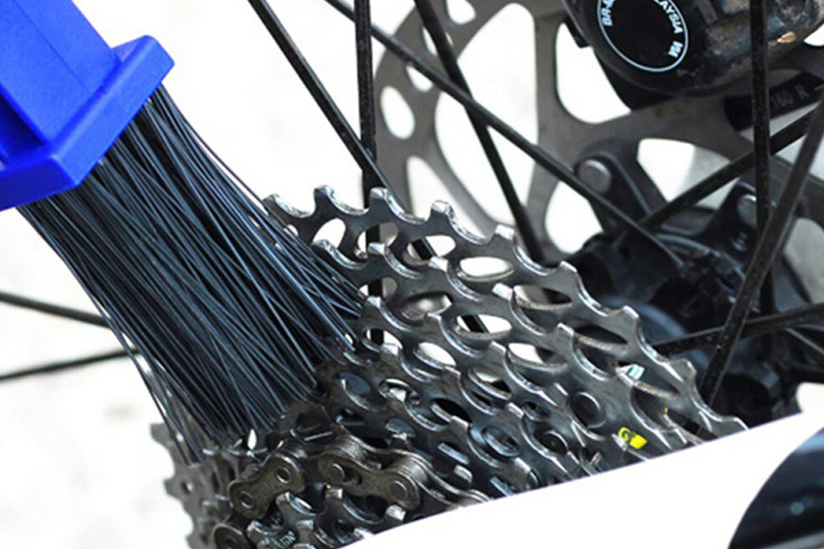 Bicycle Chain Cleaning Kit 360 Degree Rotating Brush Gear Scrubber Tool