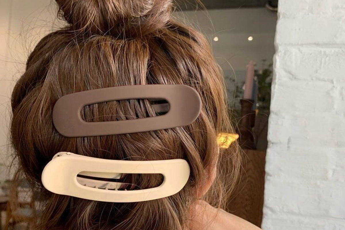4 PCS Flat Claw Clips for Women Girls Large Lay Flat Hair Clips Strong Hold Non-Slip for Thick Thin Hair