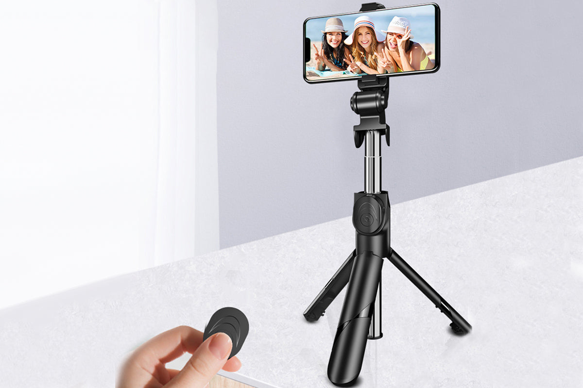 2Pcs Bluetooth Selfie Stick-Black and White