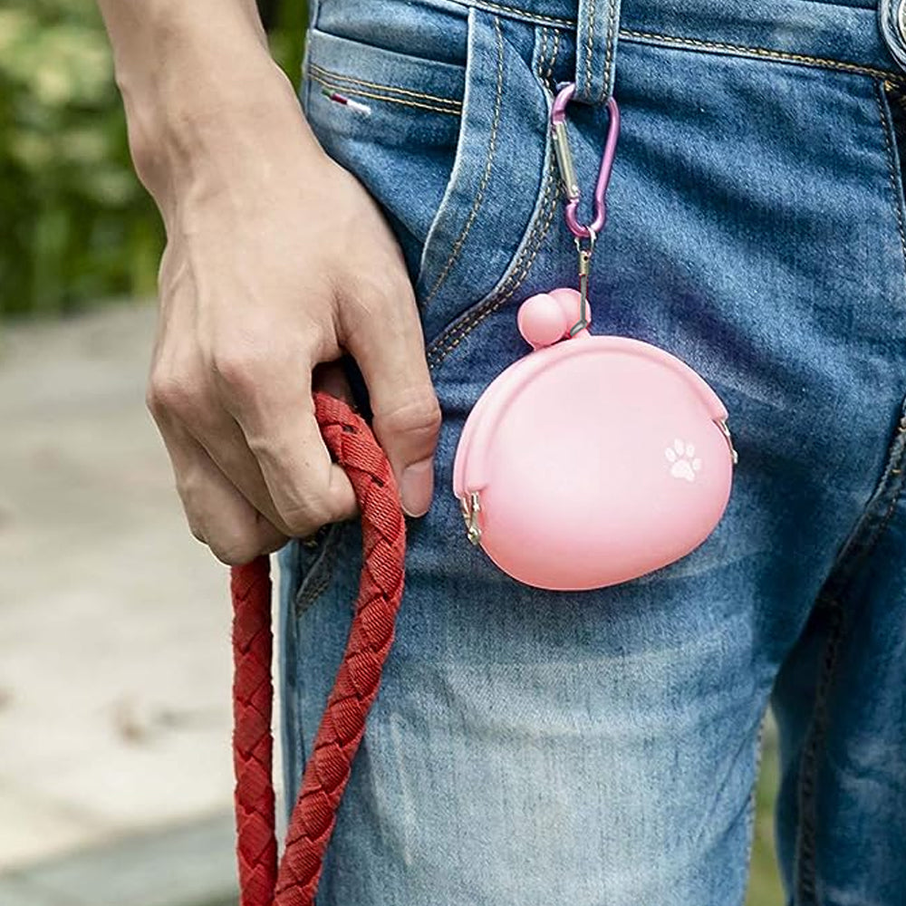 Portable Silicone Dog Training Treat Pouch with Carabiner