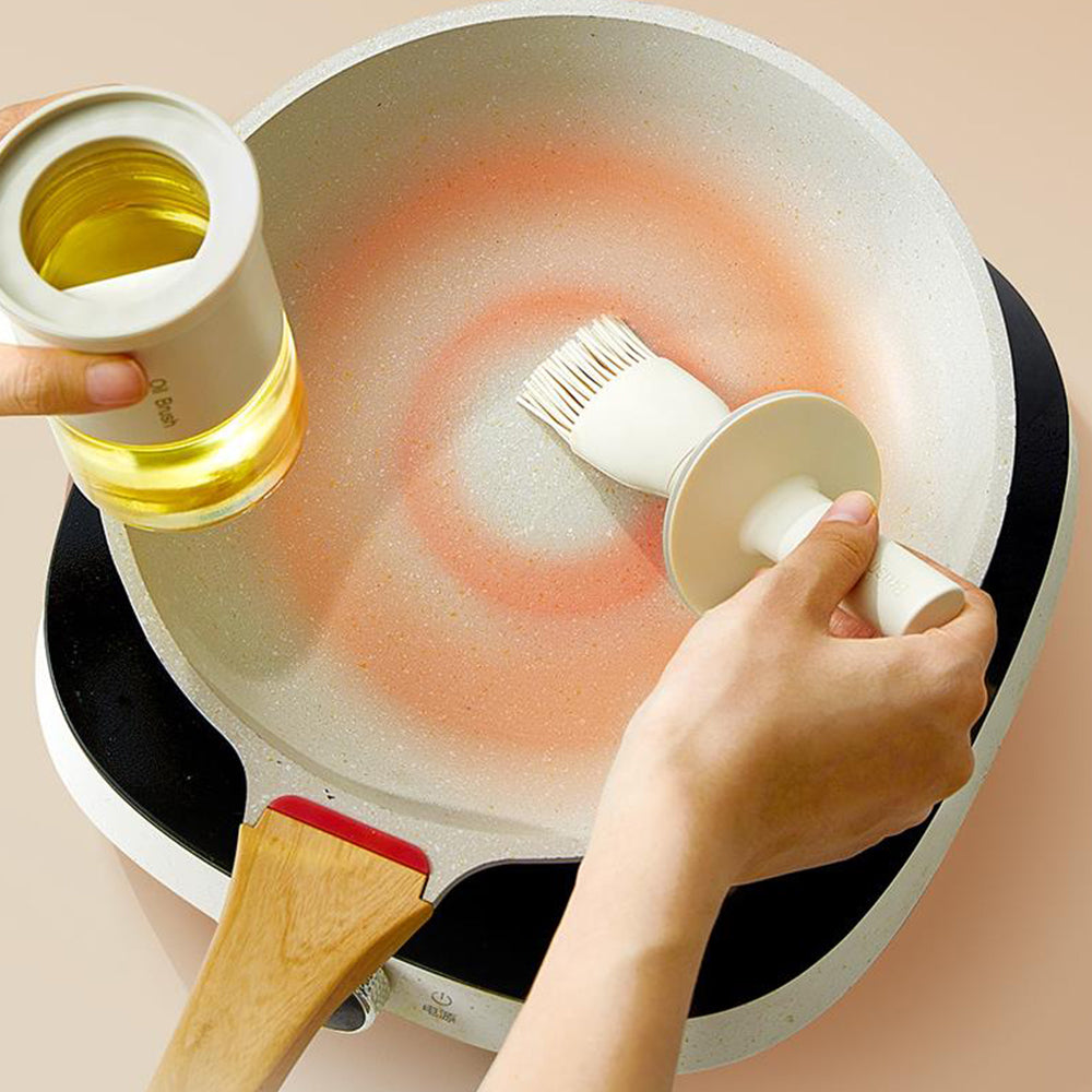 2Pcs Oil Dispenser Bottle with Heat Resistant Brush for Kitchen BBQ Baking Cooking
