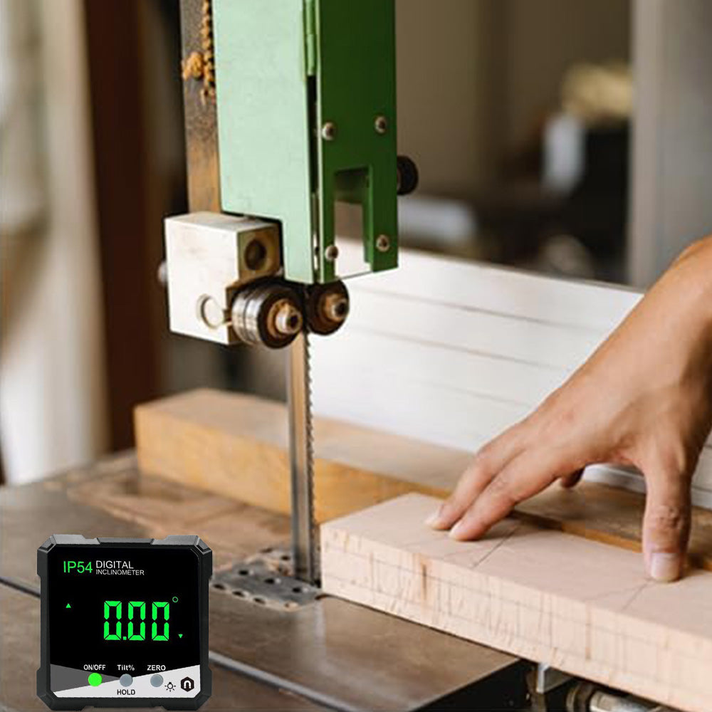 Digital Inclinometer with  Attractive Suction LCD Display for Table Saw Blades and Pipes