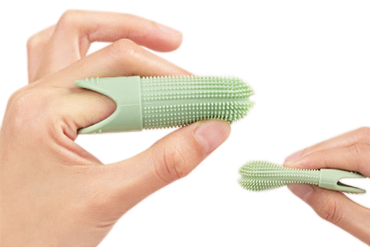 Silicone Pet Finger Toothbrush for Cats Dogs Daily Teeth Cleaning
