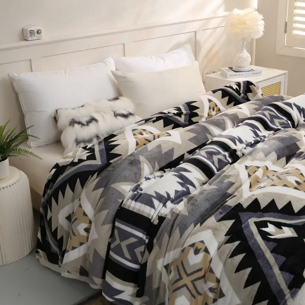 Geometry Pattern Travel Couch Bed Plush Blanket