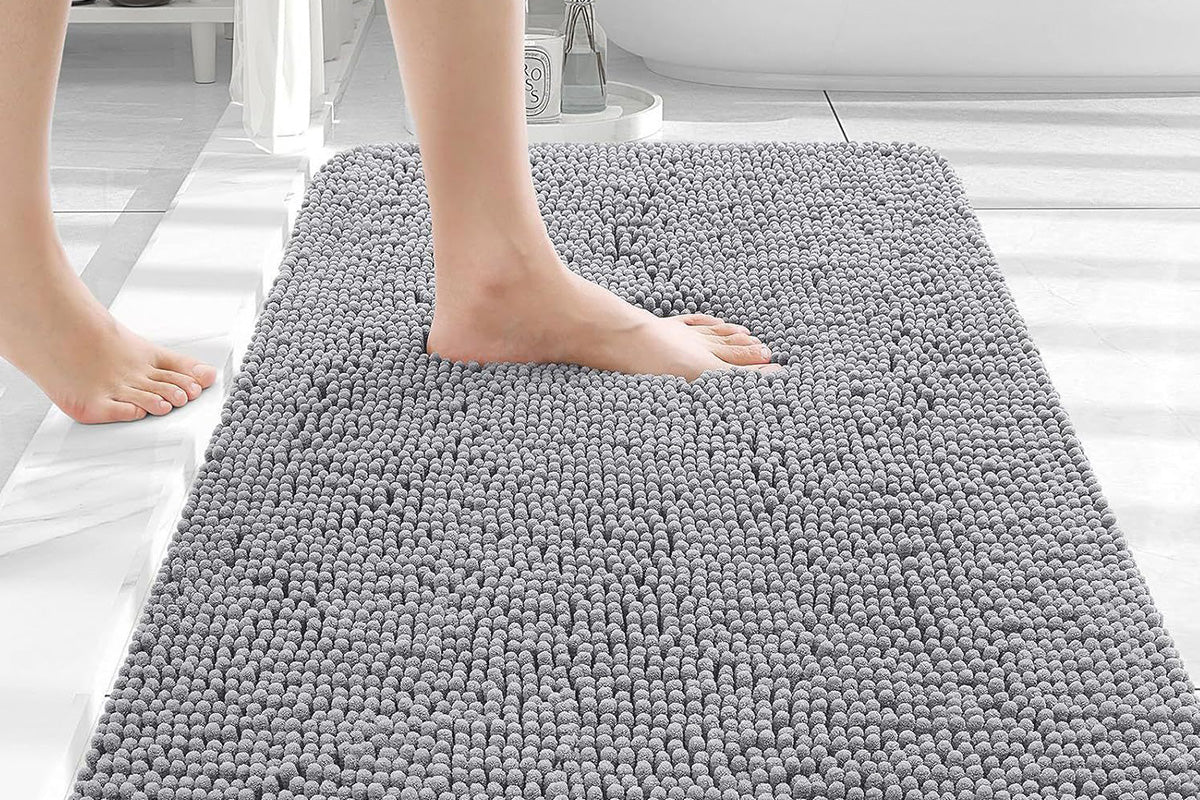 Rounded Corners Chenille Bath Mat Soft Absorbent Non-Slip Washable Bathroom Rug