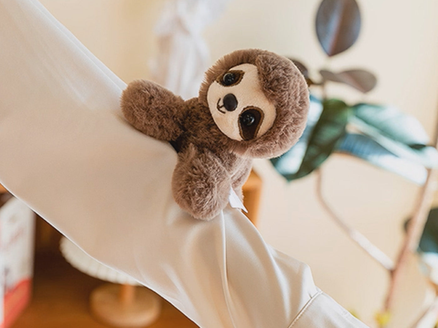 Stuffed Animal Plush Toy Shoulder Riding Magnet Toy Costume Accessories