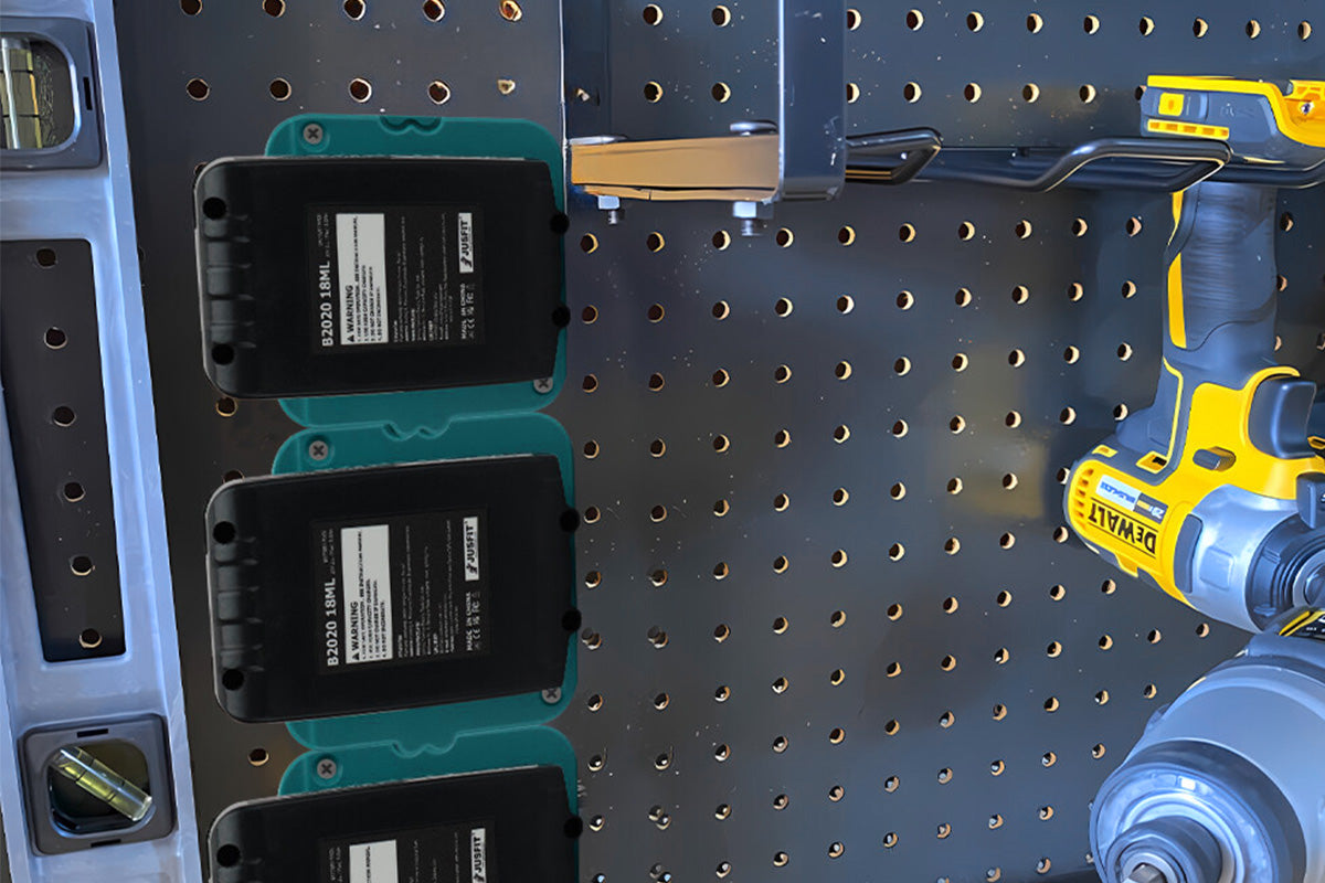 5Pcs Wall Mounted Battery Holders Compatible with Makita 18V Batteries