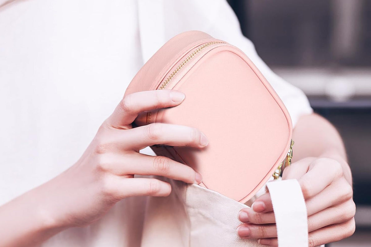 PU Leather Makeup Case Lighted Mirror LED Travel Cosmetic Organizer