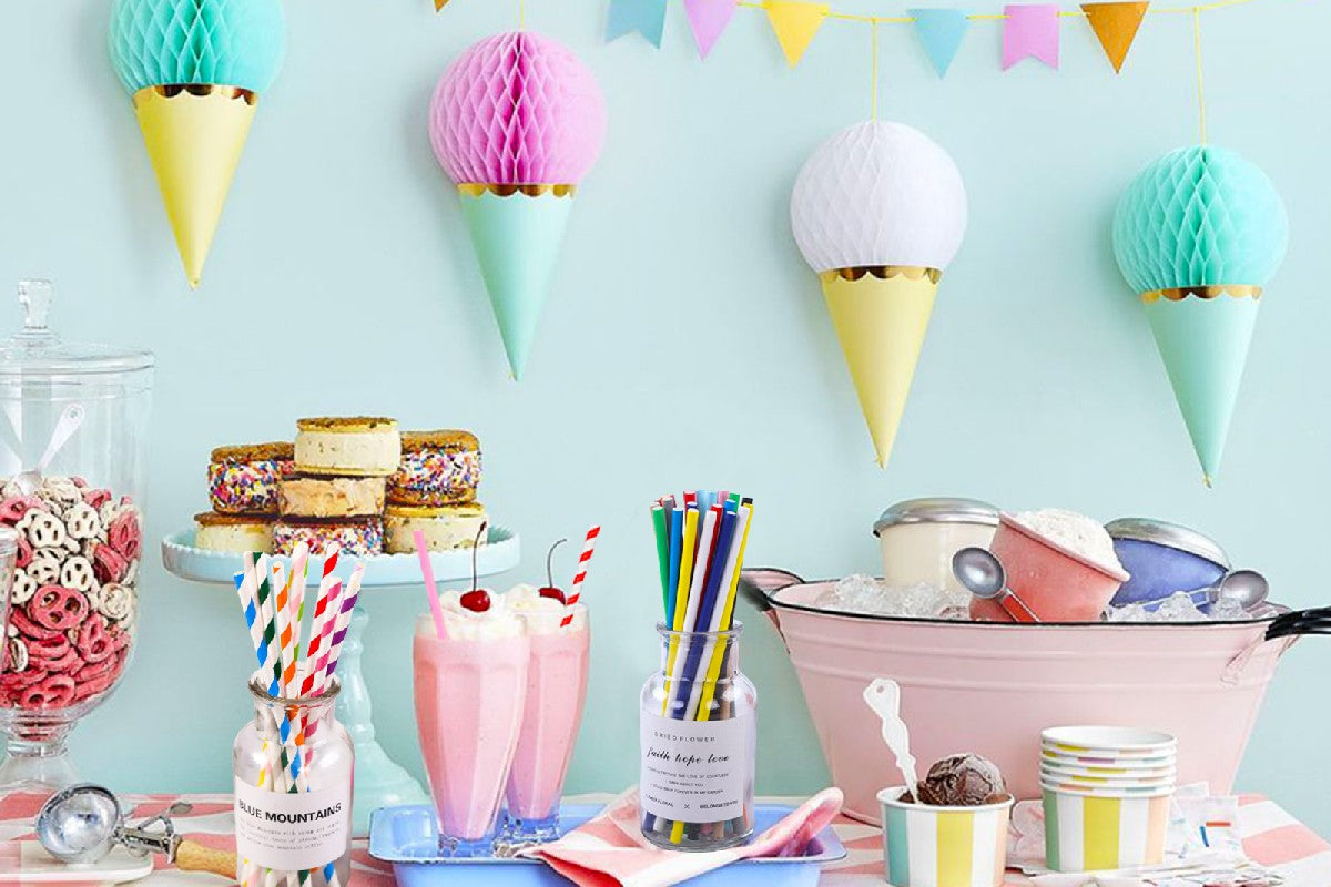 200 Pieces of Biodegradable Disposable Drinking Straws with Colourful Pattern