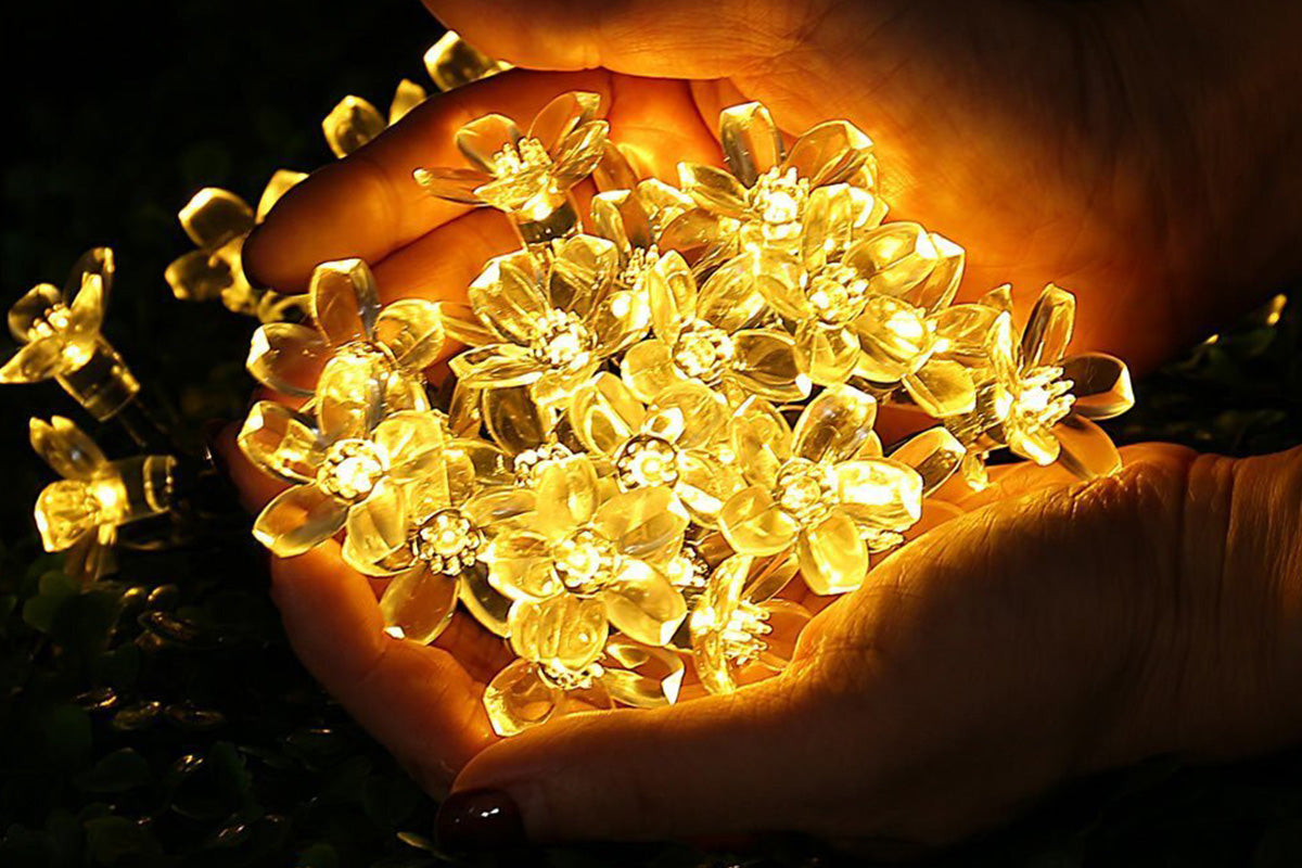 Outdoor Solar String Flower Lights Fairy Lights for Garden and Christmas Decoration
