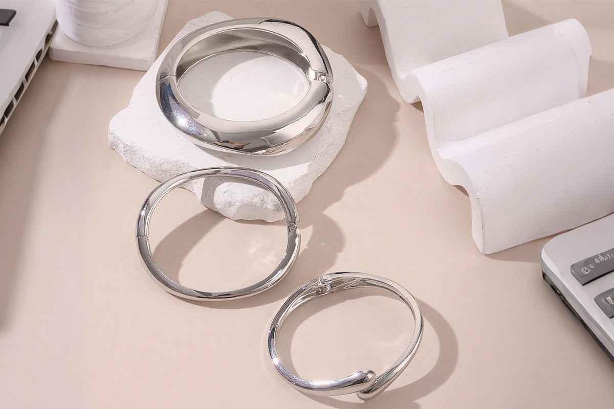 3Pcs Women Chunky Gold Bangle Bracelets Wide Wrist Cuff Stackable Fashion Jewelry Gift