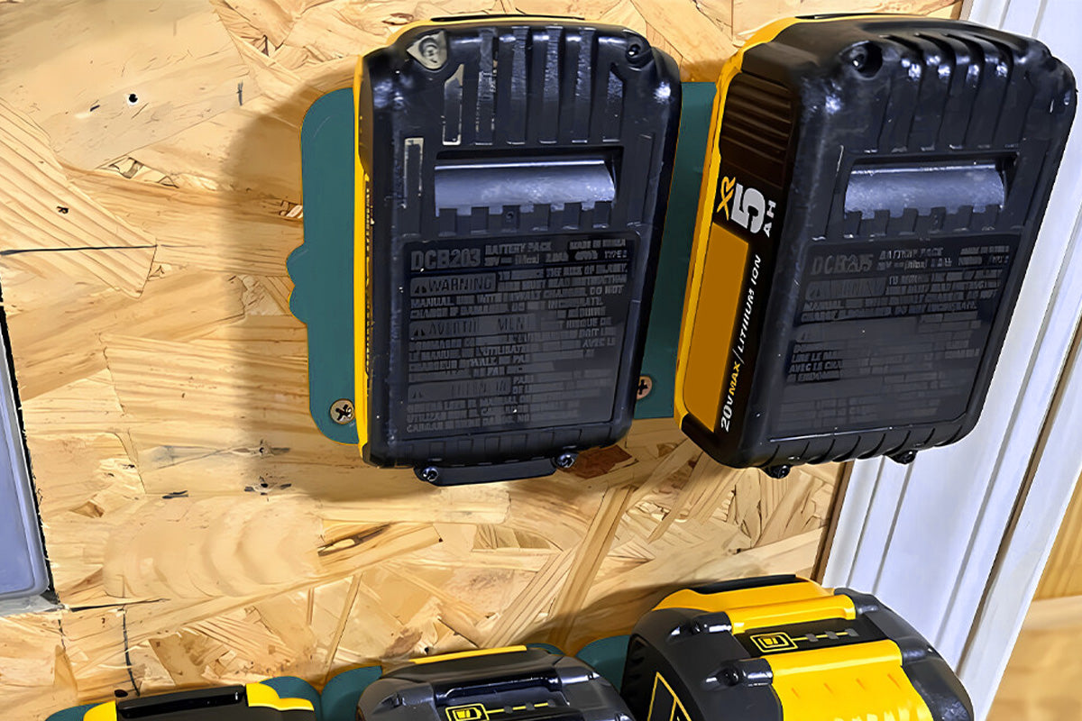 5Pcs Wall Mounted Battery Holders Compatible with Makita 18V Batteries
