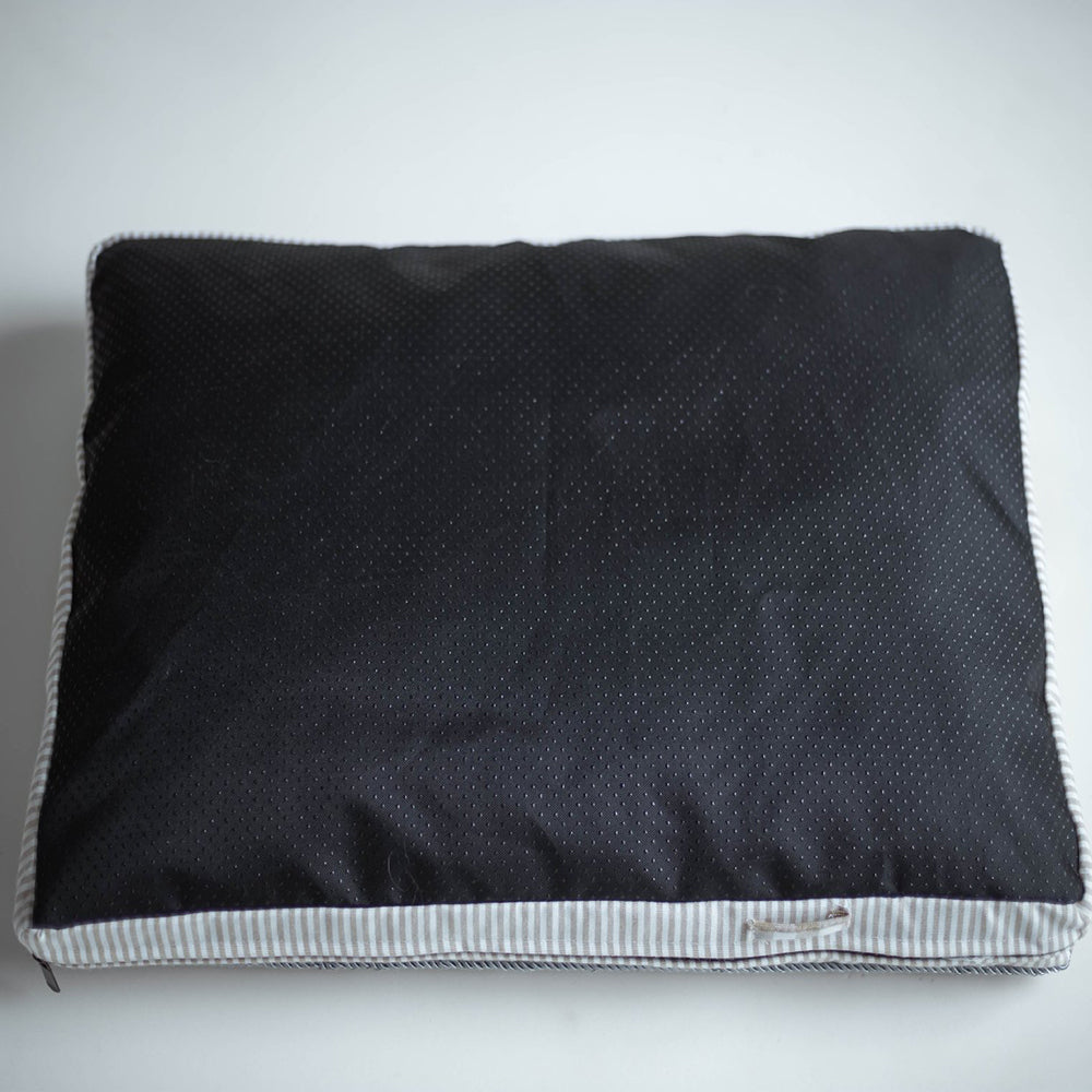 Plaid Pattern Removable Rectangular Pet Bed Sofa With Pillow