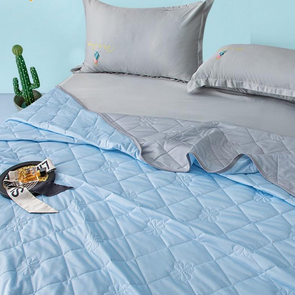 Summer Cooling Blanket Lightweight Soft Cooling Comforter Quilt Throw for Hot Sleepers
