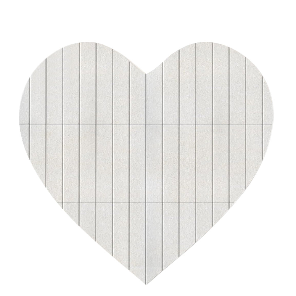 75x74cm Heart Shaped Felt Photo Message Display Board with Adhesive Dots