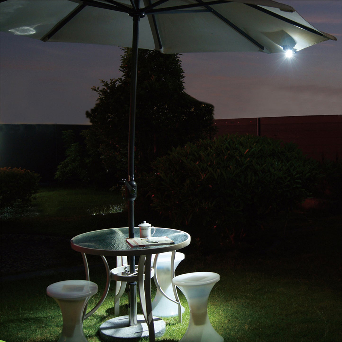 Solar Camping Lamp Portable Clip-On Umbrella Light