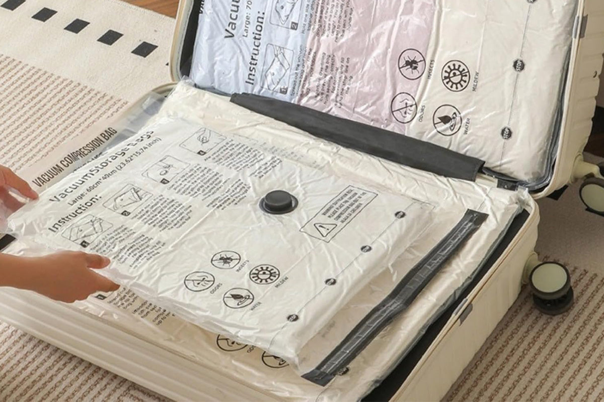 12Pcs Travel Clothing Vacuum Storage Bags Set with Rechargeable Electric Pump for Luggage