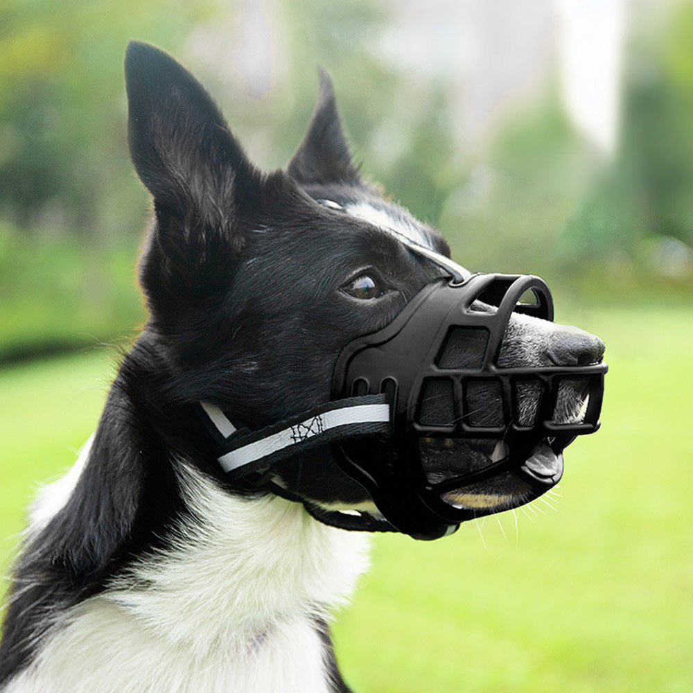Breathable Rubber Dog Muzzle with Reflective Strap for Walking