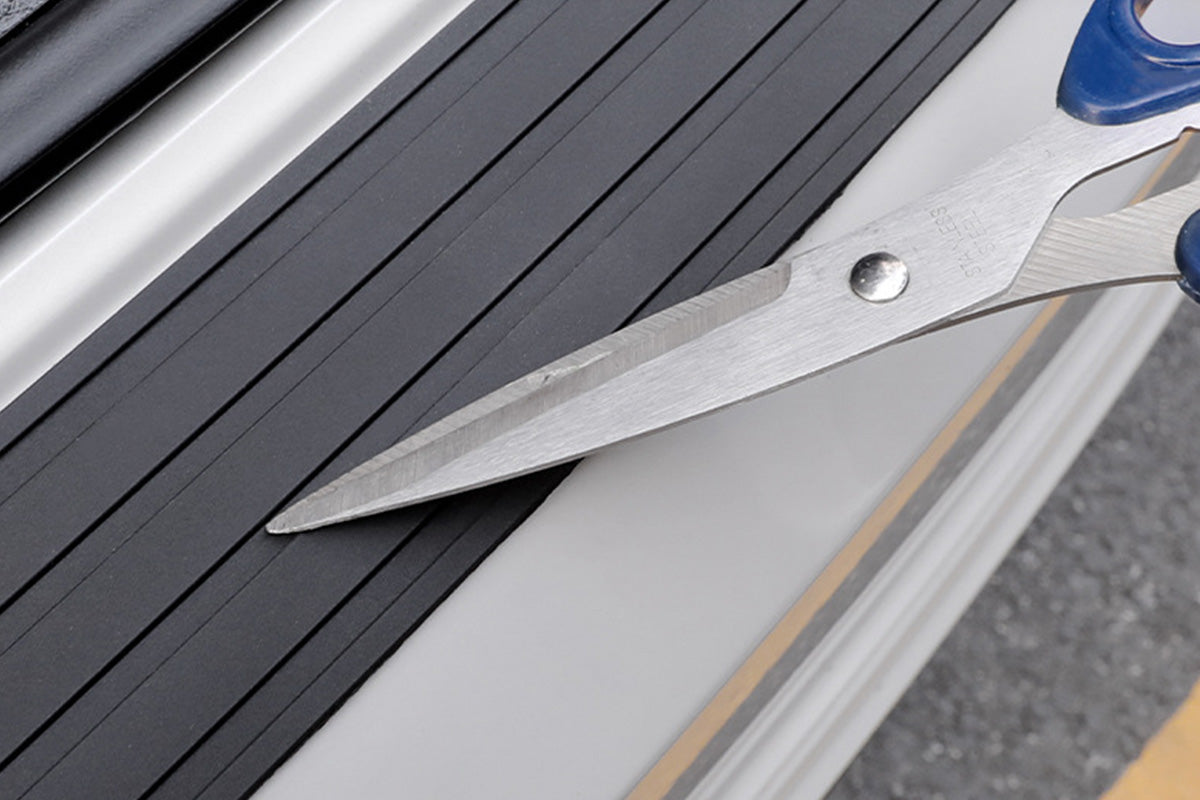Universal Car Rear Bumper Protector Trim Anti Scratch Trunk Guard for Sedan SUV