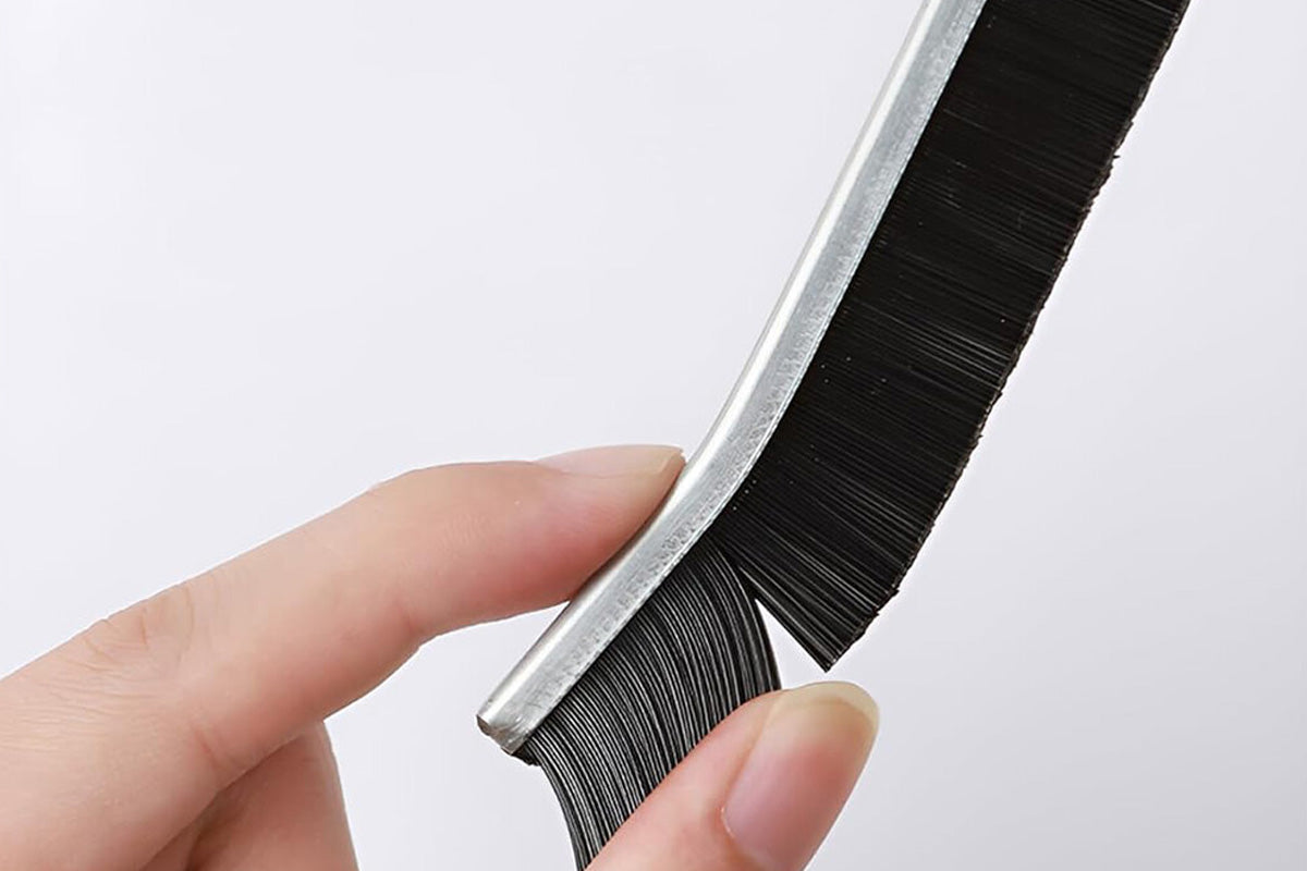 2Pcs Crevice Cleaning Brush Cleaning Brush Bathroom Gap Brush for Window Vehicle
