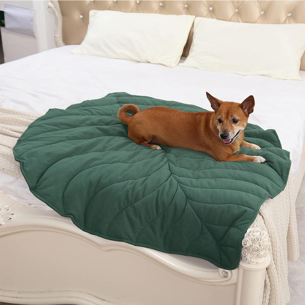 Double-Sided Leaf Shape Pet Bed Mat