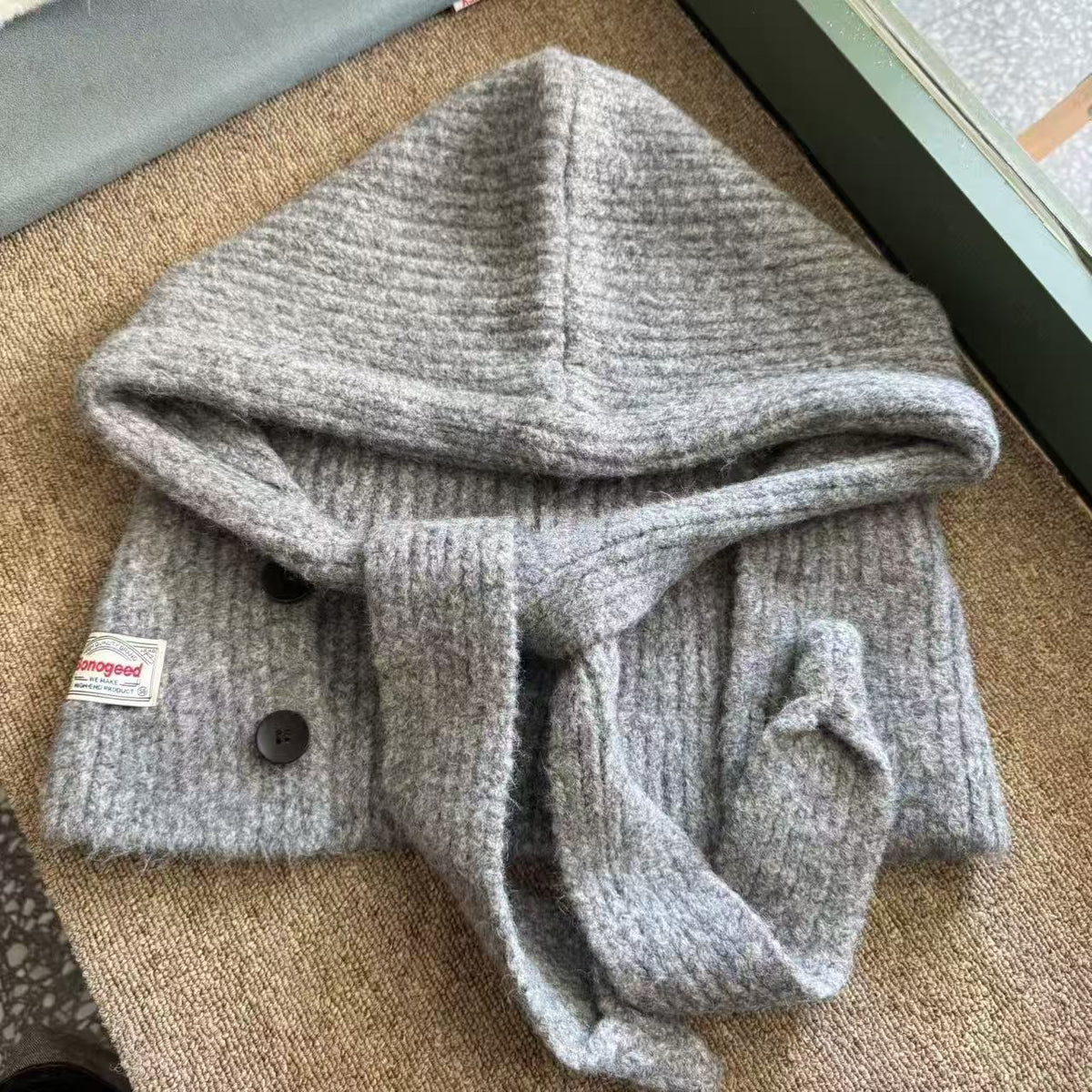 Hooded Knit Scarf Cape Knitted Balaclava Neck Warmer with Buttons Knitted Neck Warmer Wrap