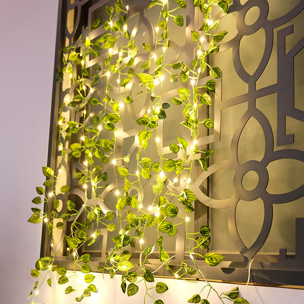 Battery-powered Artificial Ivy Leaf Plant with 5 Meter 50LED Fairy Window Curtain String Lights