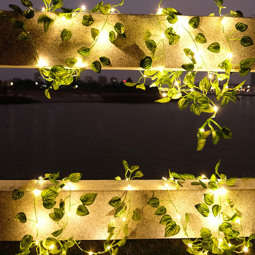 Battery-powered Artificial Ivy Leaf Plant with 5 Meter 50LED Fairy Window Curtain String Lights