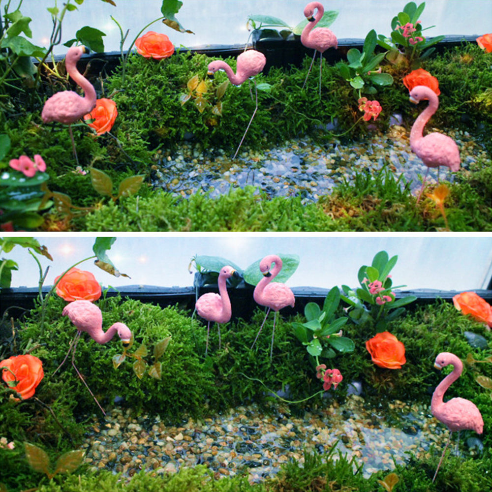 Set of 4Pcs Small Pink Flamingo Statue Garden Stakes